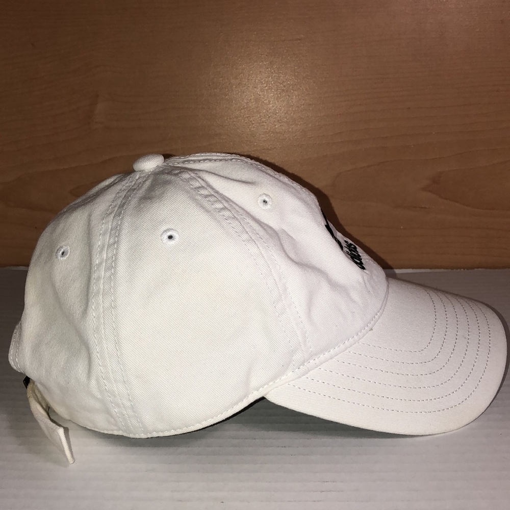 ADIDAS Cap - Picture 3 of 12